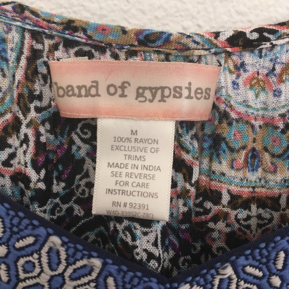 Band of Gypsies cold shoulder dress - Picture 4 of 6